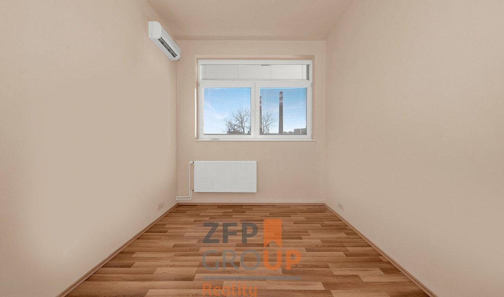 Prodej obchodních prostor 702 m², Hodonín – náhled fotky 6