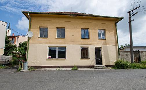 Prodej domu 680 m² s pozemkem 874 m², Pitín