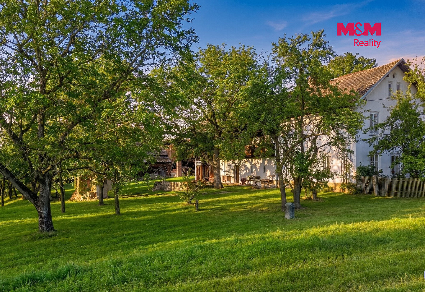 Prodej domu 248 m² s pozemkem 1 862 m² – fotografie 2