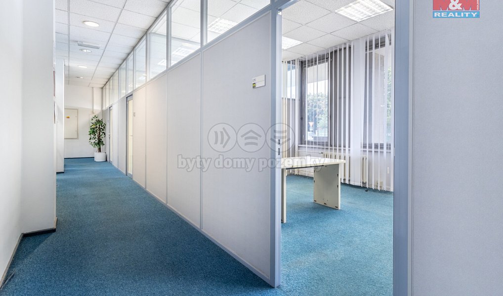 Pronájem kanceláře 340 m², Beroun – náhled fotky 2