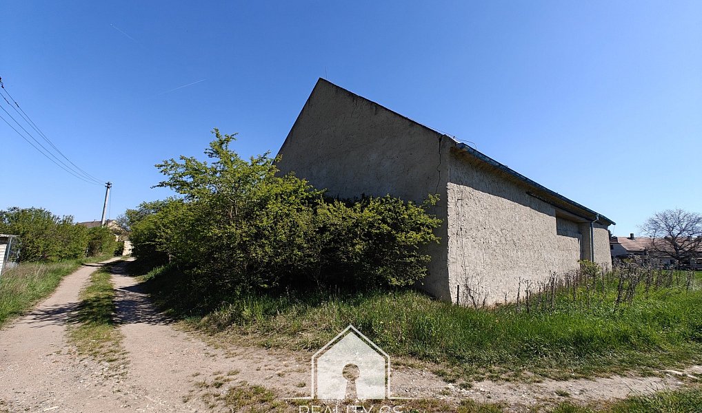 Prodej stavebního pozemku 1 419 m², Postoloprty – náhled fotky 3