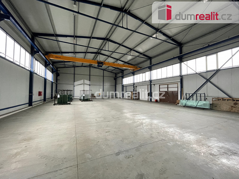 Pronájem výrobních prostor 677 m² — photo 3