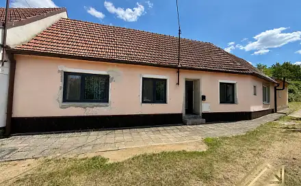 Prodej domu 95 m² s pozemkem 306 m², Jezeřany-Maršovice, okres Znojmo
