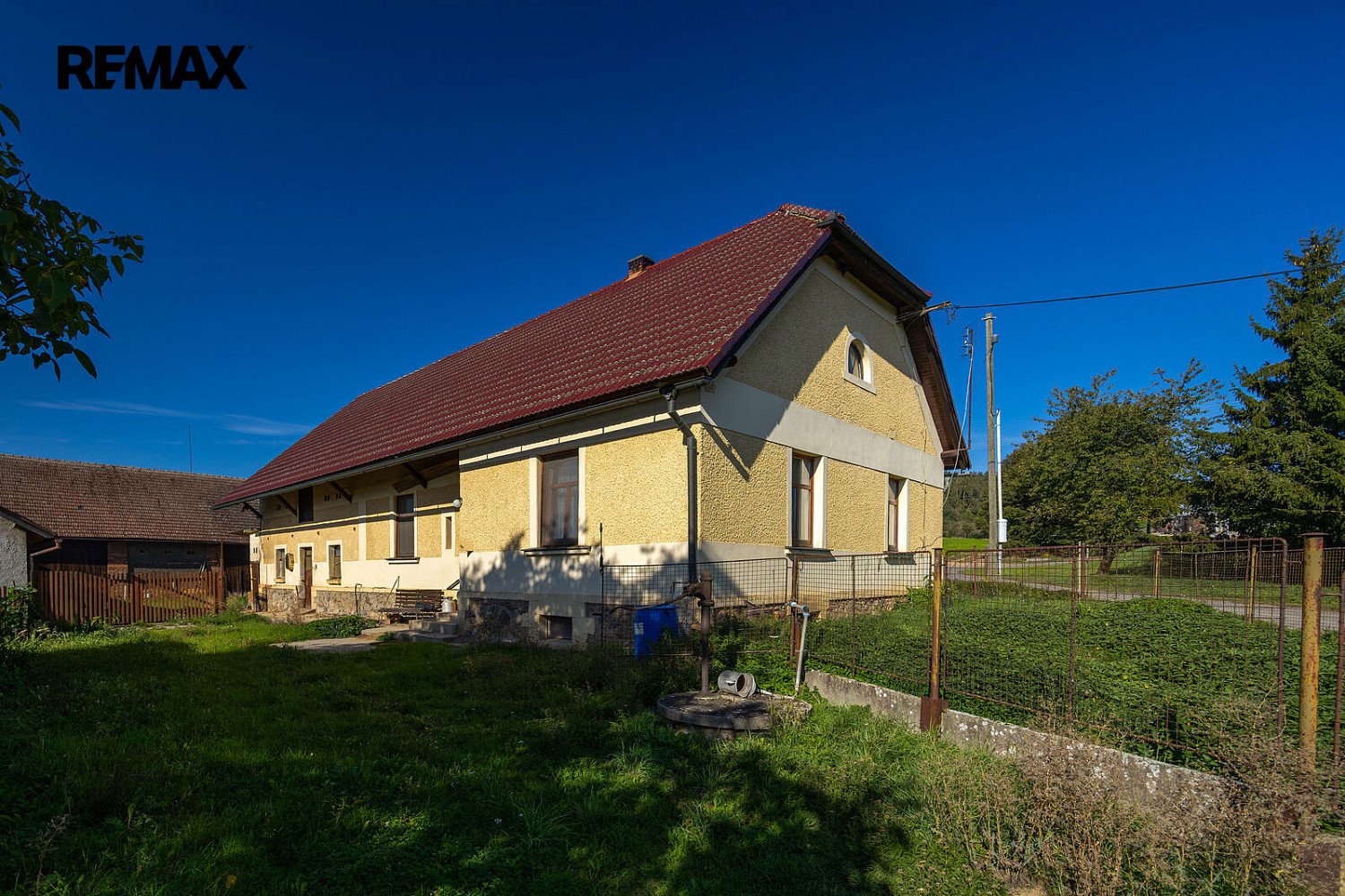 Prodej domu 70 m² s pozemkem 29 983 m² – fotografie 2