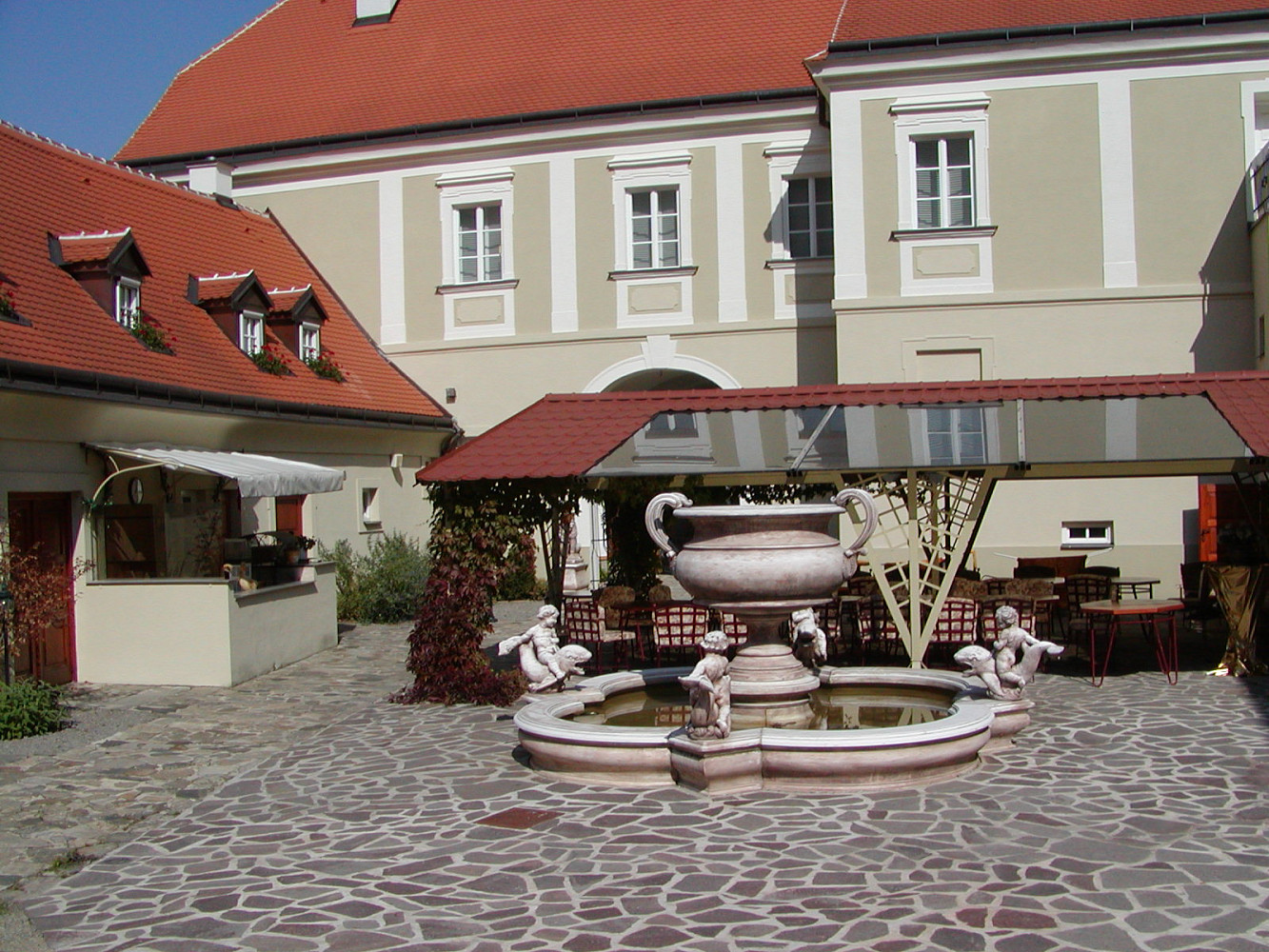 Prodej restaurace 390 m²