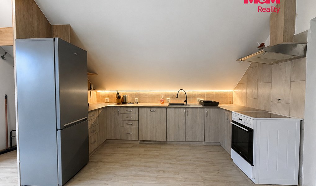 Pronájem bytu 4+kk 100 m², Kolomuty – náhled fotky 3