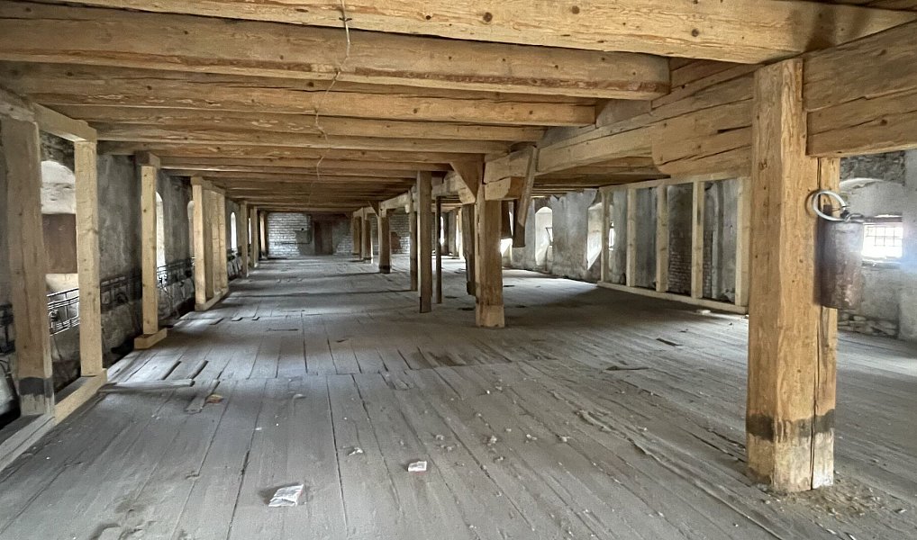Prodej skladovacích prostor 2 163 m², Slaný – náhled fotky 15