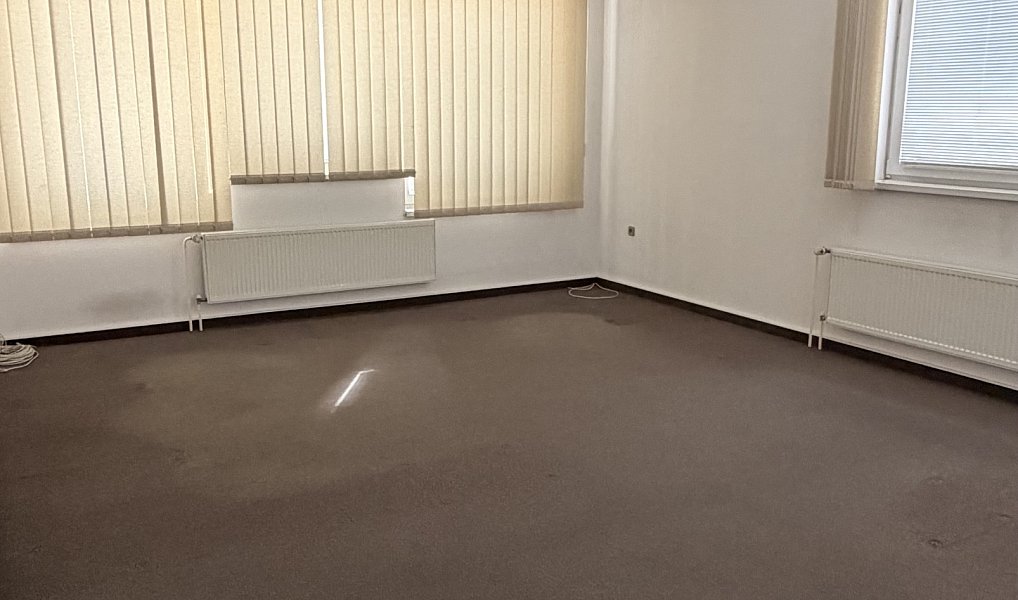 Pronájem kanceláře 141 m², Pardubice – náhled fotky 6