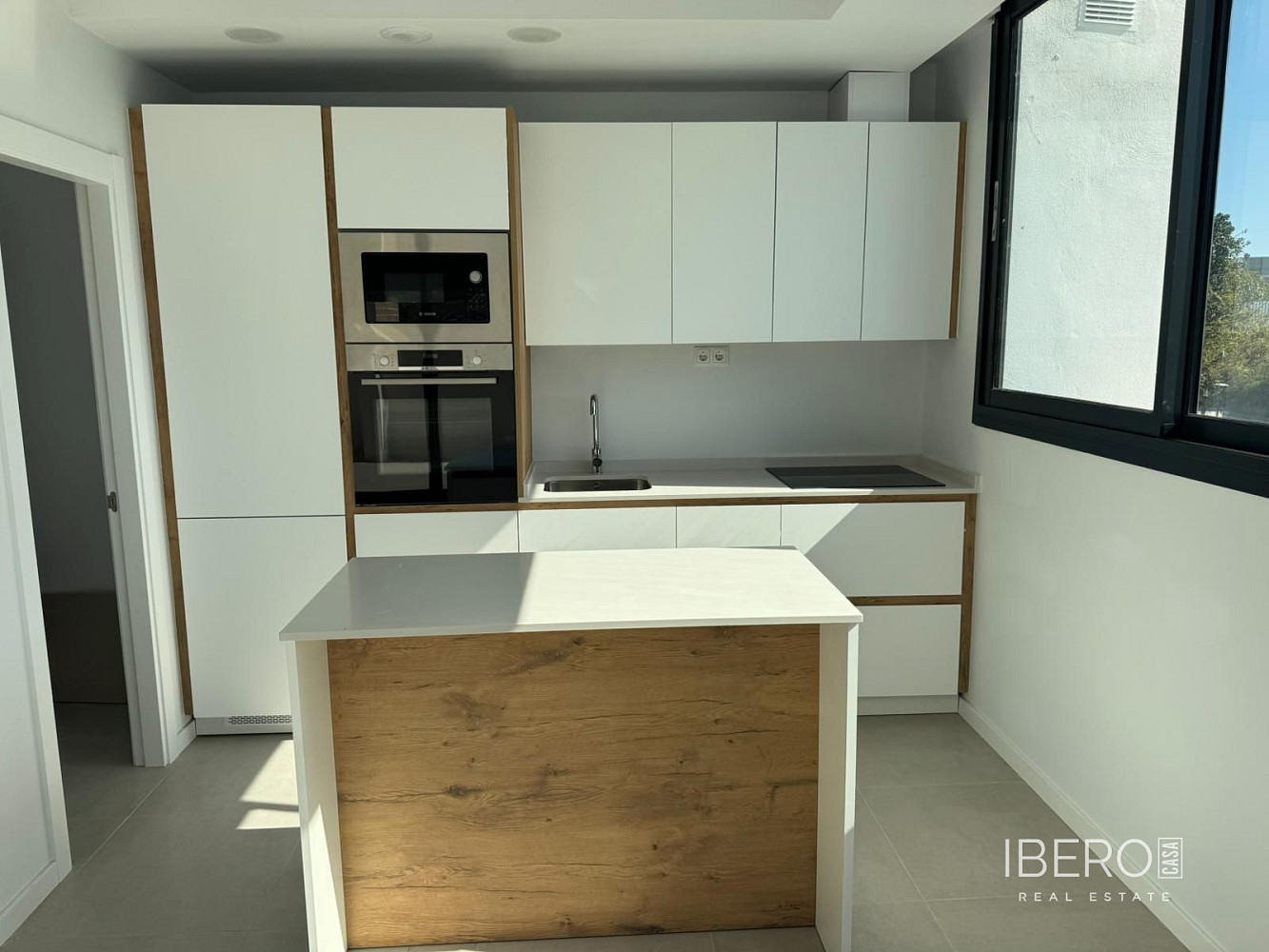 Prodej bytu 3+kk 131 m² — photo 2