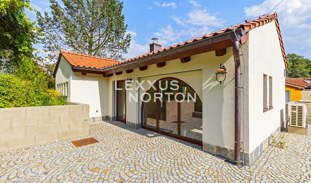 Prodej stavebního pozemku 1 416 m², Roztoky – náhled fotky 11