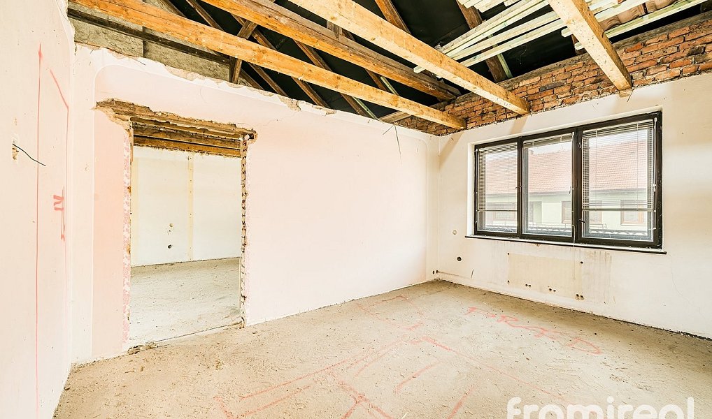 Prodej domu 200 m² s pozemkem 1 813 m², Lovčičky – náhled fotky 19