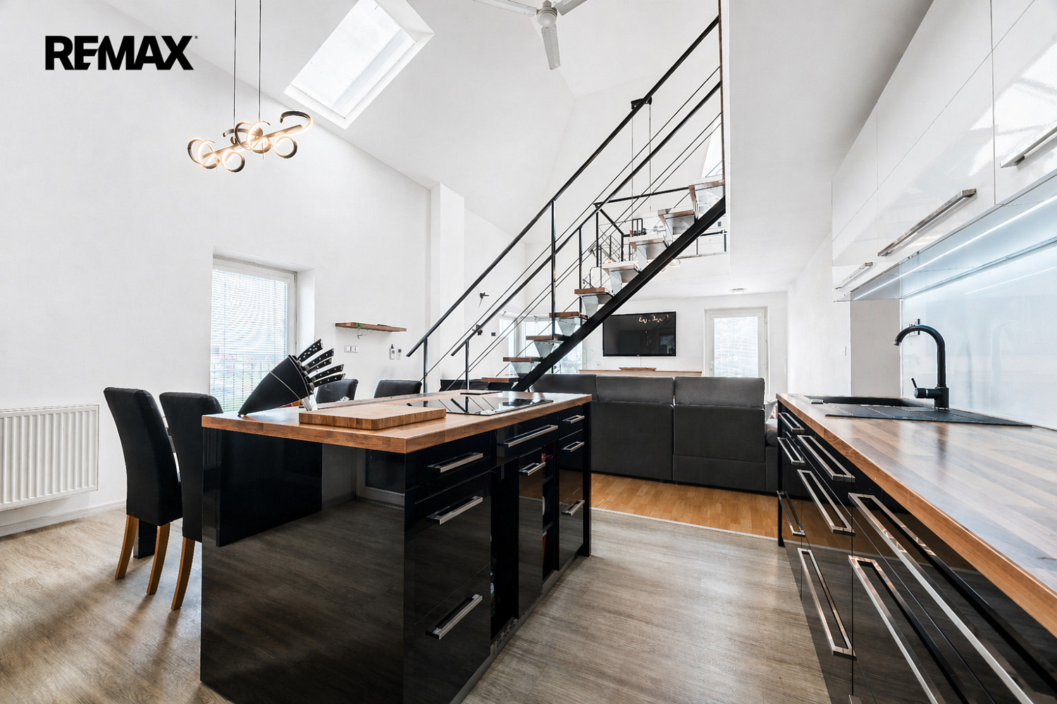 Prodej bytu 5+kk 154 m² — photo 4