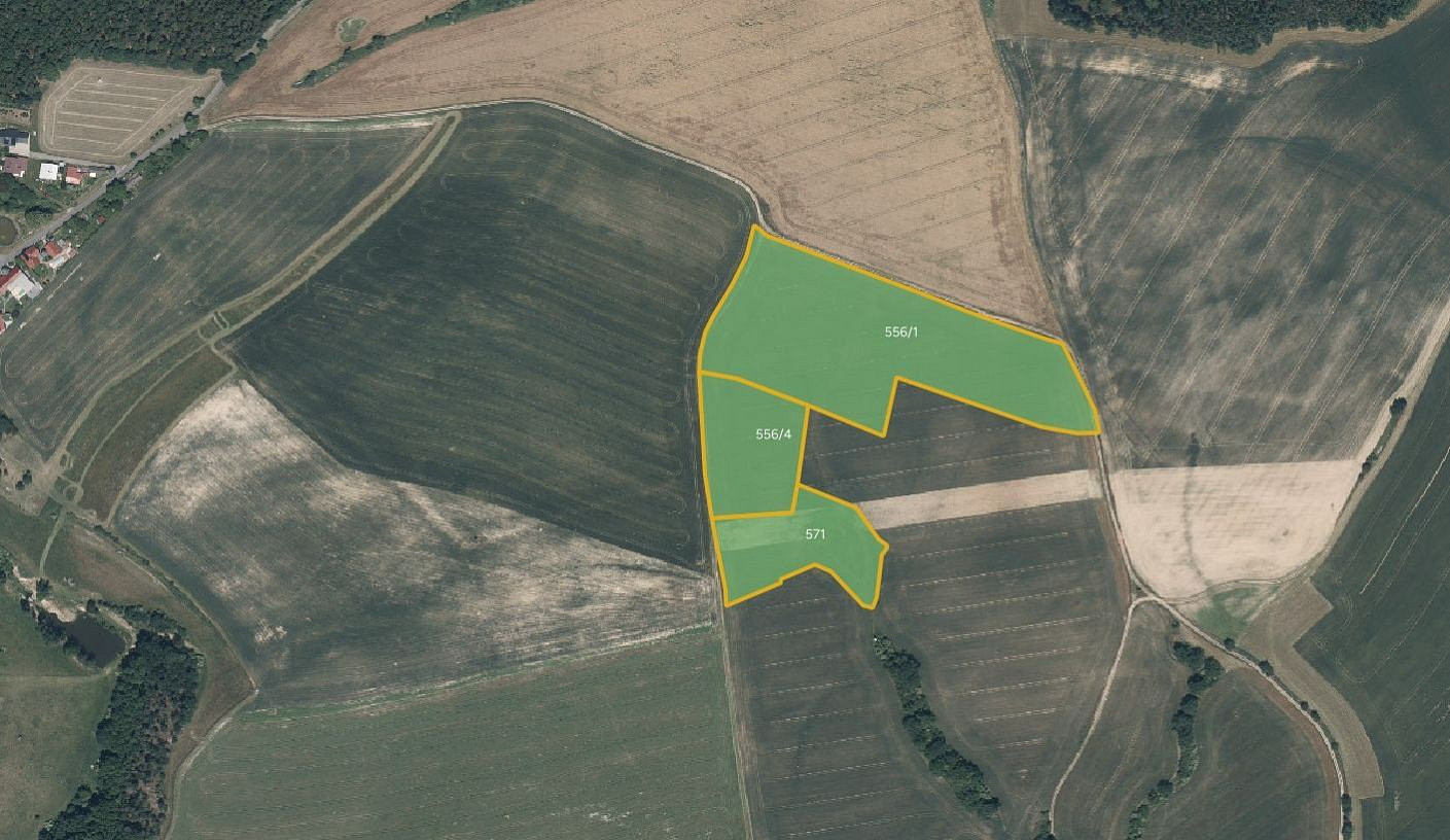 Prodej pole 46 823 m² rezervováno