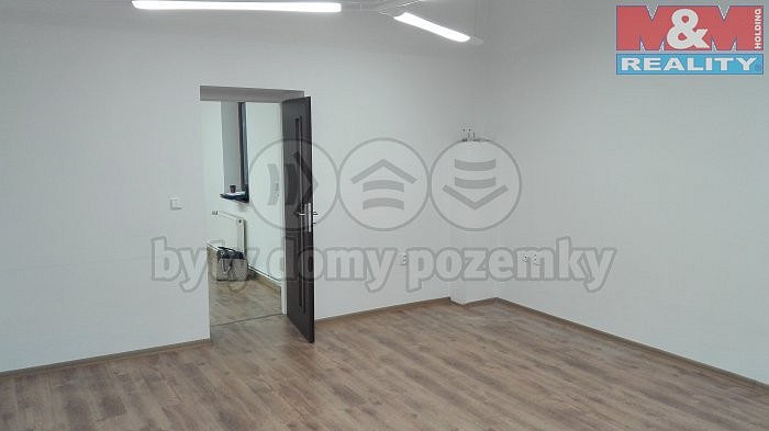 Pronájem kanceláře 150 m² — photo 5