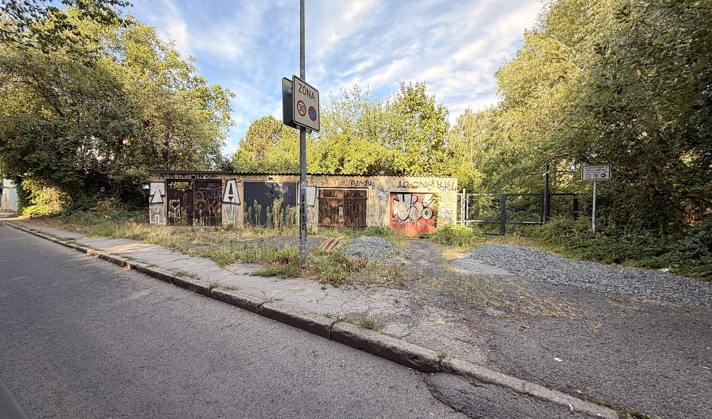 Prodej garáže 21m2, Praha – náhled fotky 4