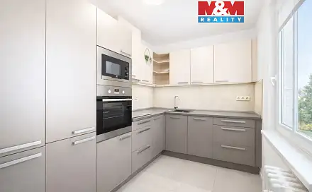 Prodej bytu 3+1 66 m², Hráského, Benešov