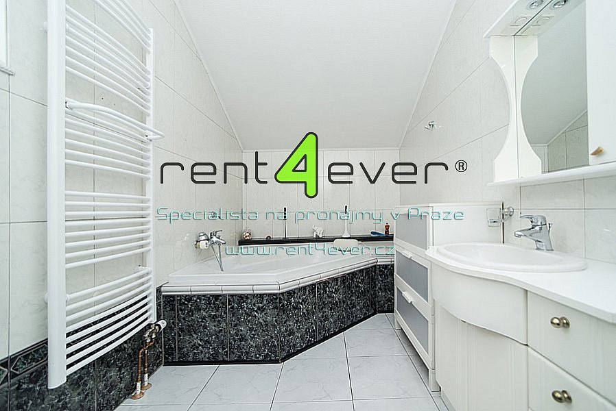 Pronájem bytu 3+1 82 m² – fotografie 2
