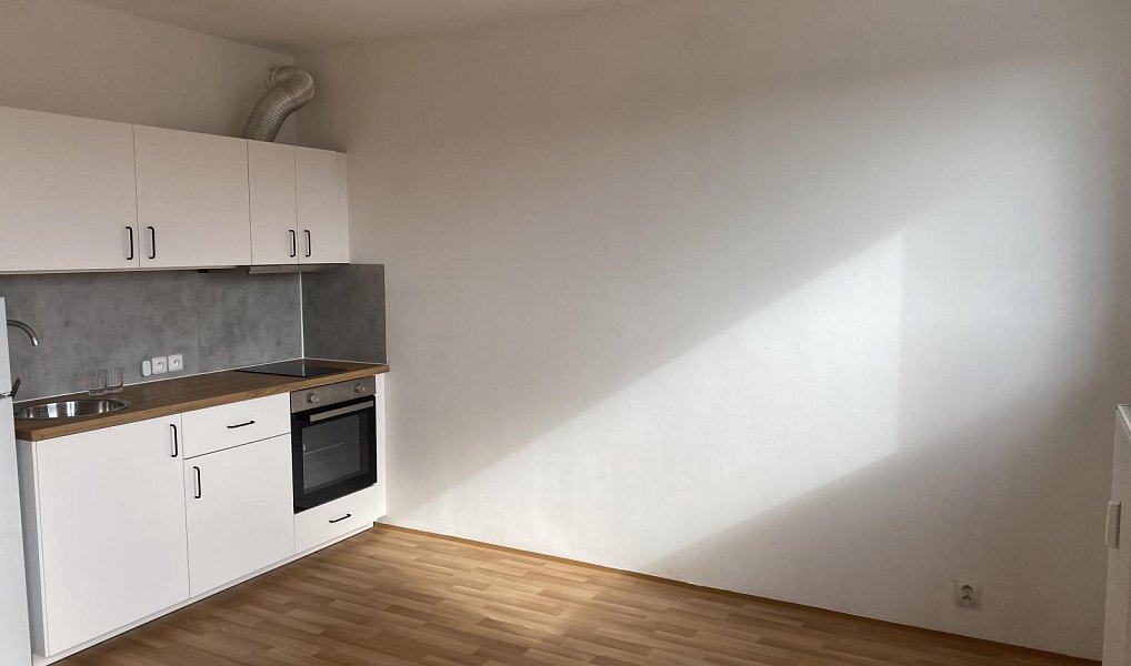 Prodej bytu 1+kk 31 m², Pardubice – náhled fotky 4
