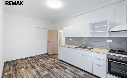 Pronájem bytu 1+1 48 m²