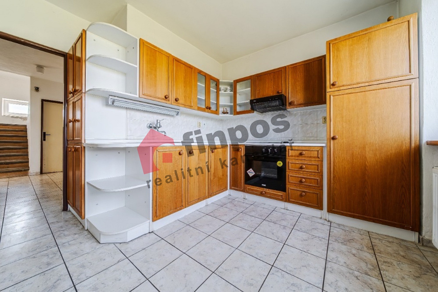 Pronájem domu 184 m² s pozemkem 674 m² – fotografie 3
