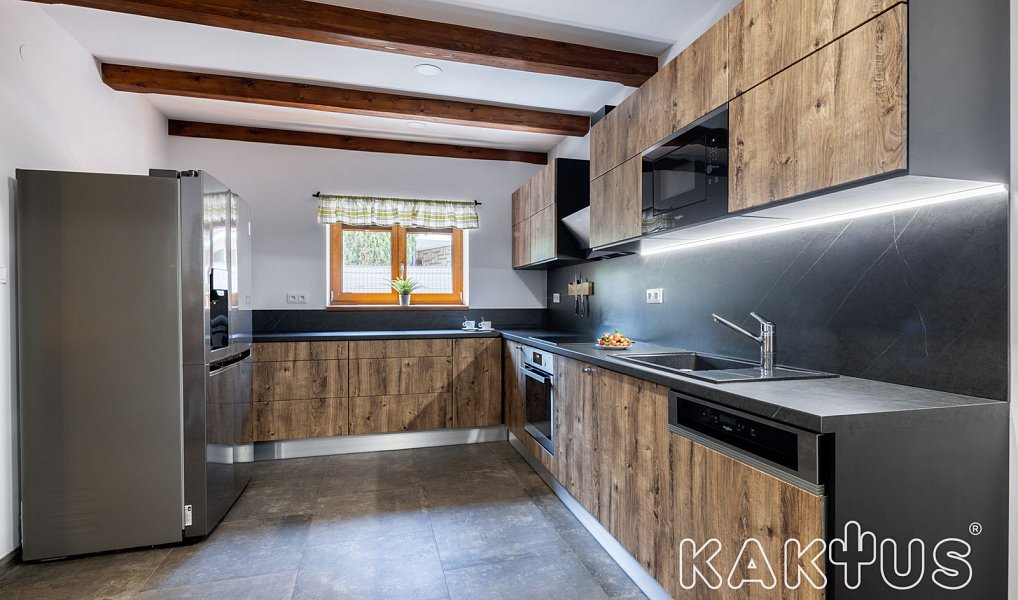 Prodej domu 316 m² s pozemkem 1 706 m², Frenštát pod Radhoštěm – náhled fotky 18