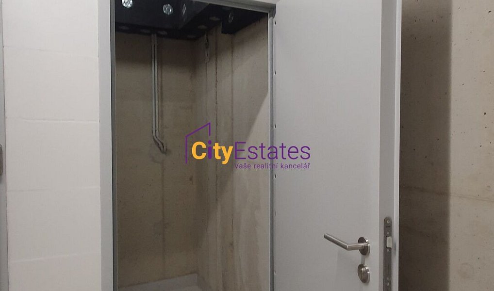 Pronájem bytu 2+kk 56 m², Praha – náhled fotky 17