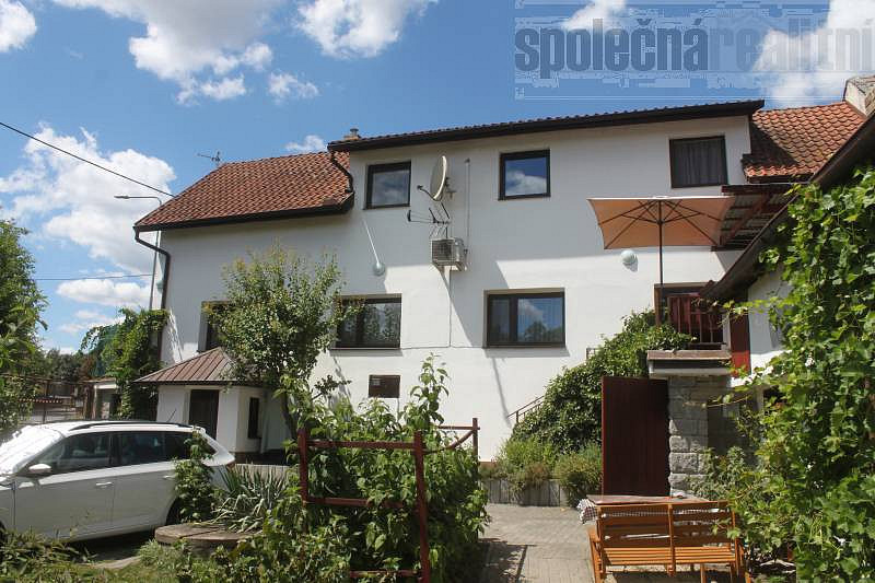 Prodej domu 170 m² s pozemkem 728 m² – fotografie 2