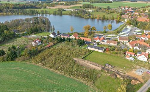 Prodej stavebního pozemku 921 m², Tchořovice