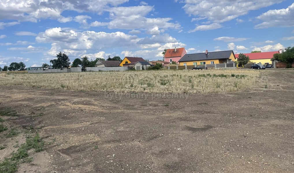 Prodej stavebního pozemku 2 167 m², Hrušovany – náhled fotky 4