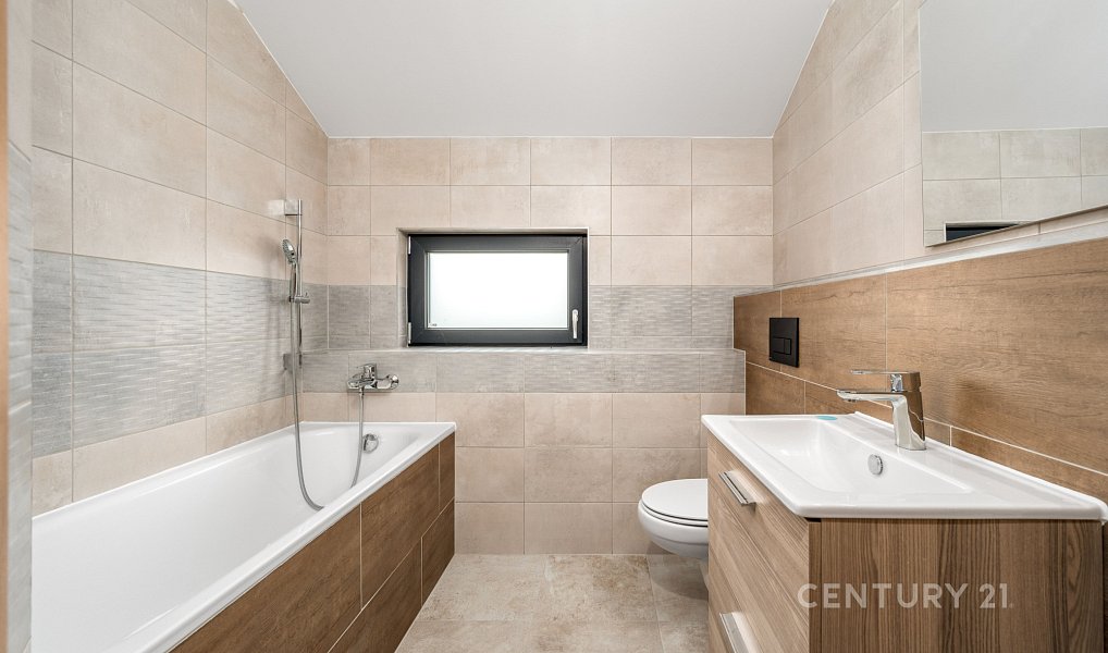 Prodej domu 122 m² s pozemkem 1 048 m², Cerhonice – náhled fotky 13
