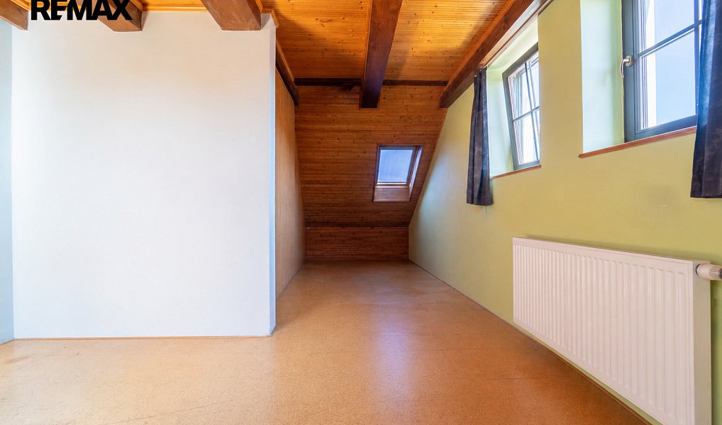 Prodej domu 220 m² s pozemkem 312 m², Kostelec nad Černými lesy – náhled fotky 32