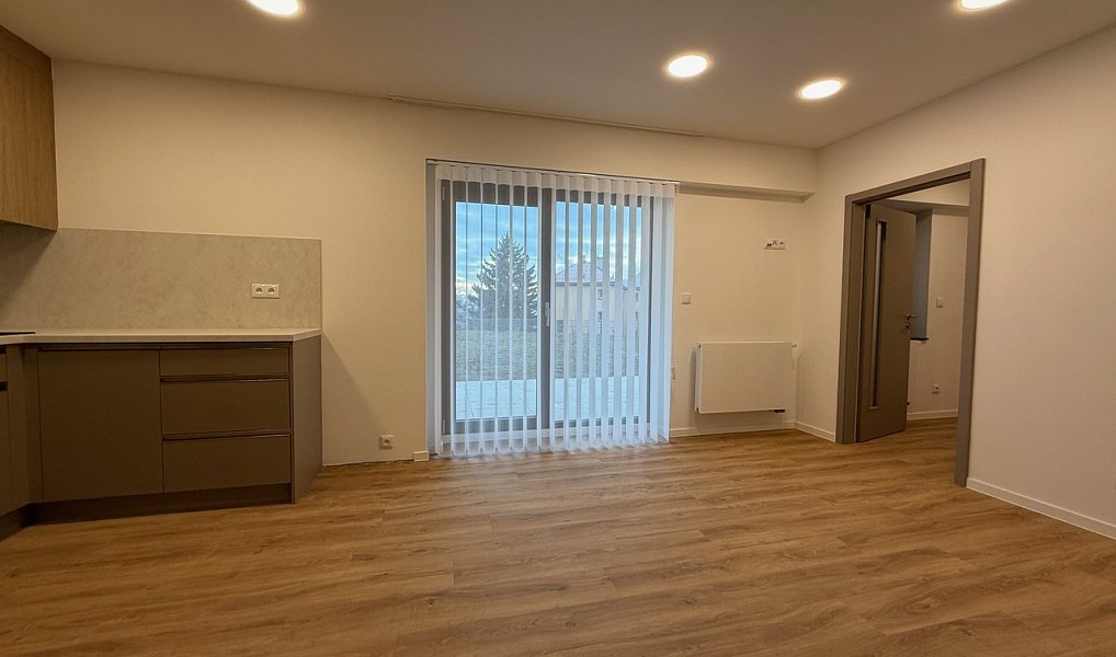 Pronájem bytu 1+kk 33 m², Ústí nad Labem – náhled fotky 8