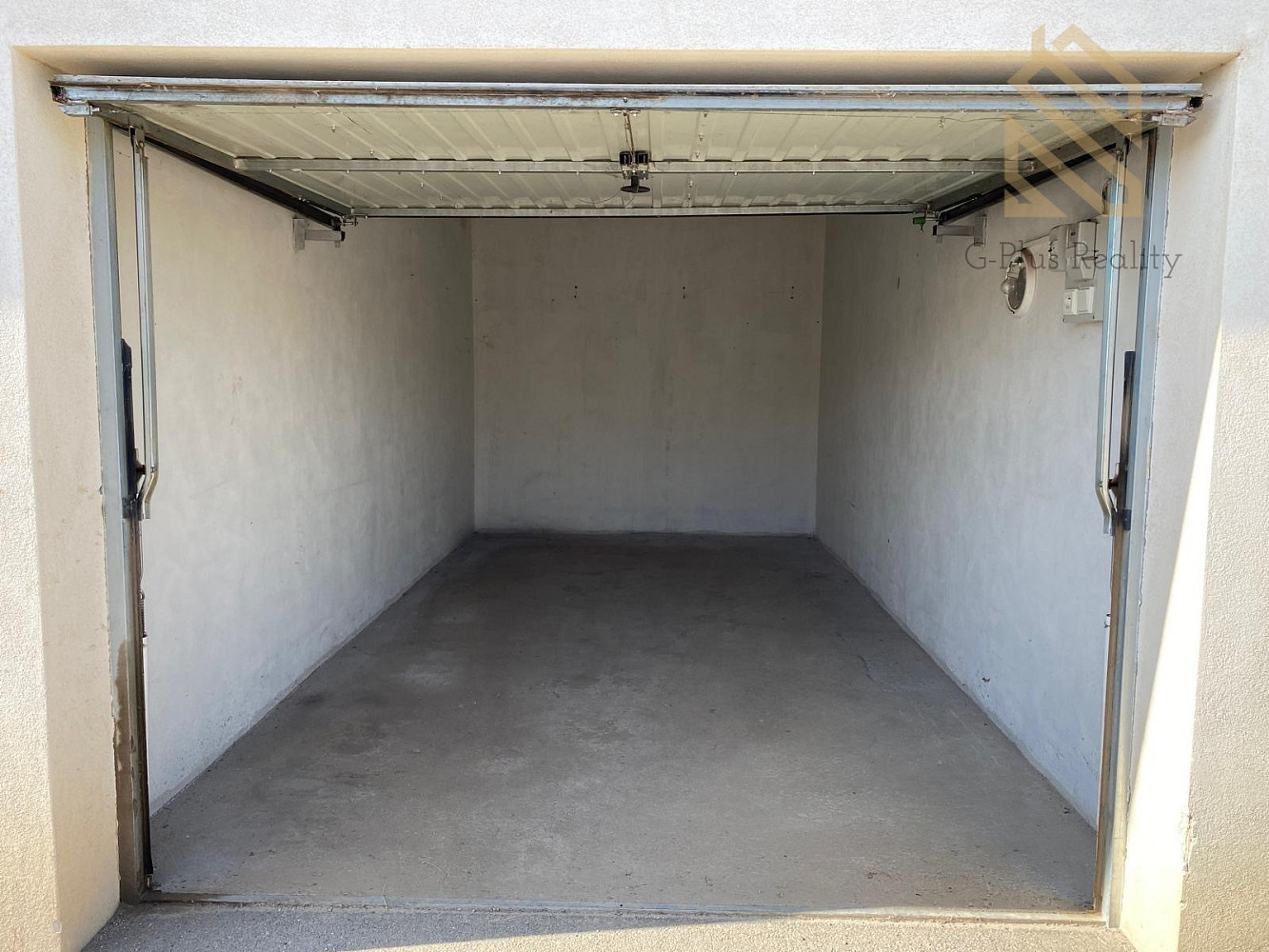 Pronájem, garáž, 18m2, Vyškov - Na Vyhlídce – fotografie 3