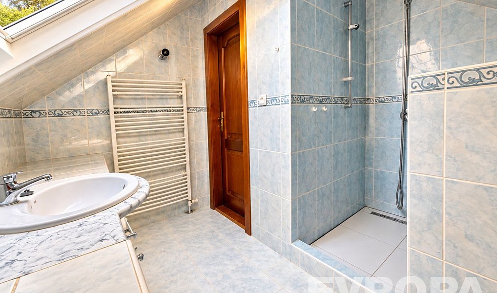 Pronájem bytu 2+kk 100 m², Libčany – náhled fotky 11