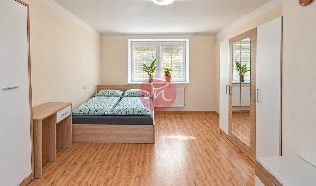 Prodej domu 340 m² s pozemkem 1 272 m², Hranice – náhled fotky 10