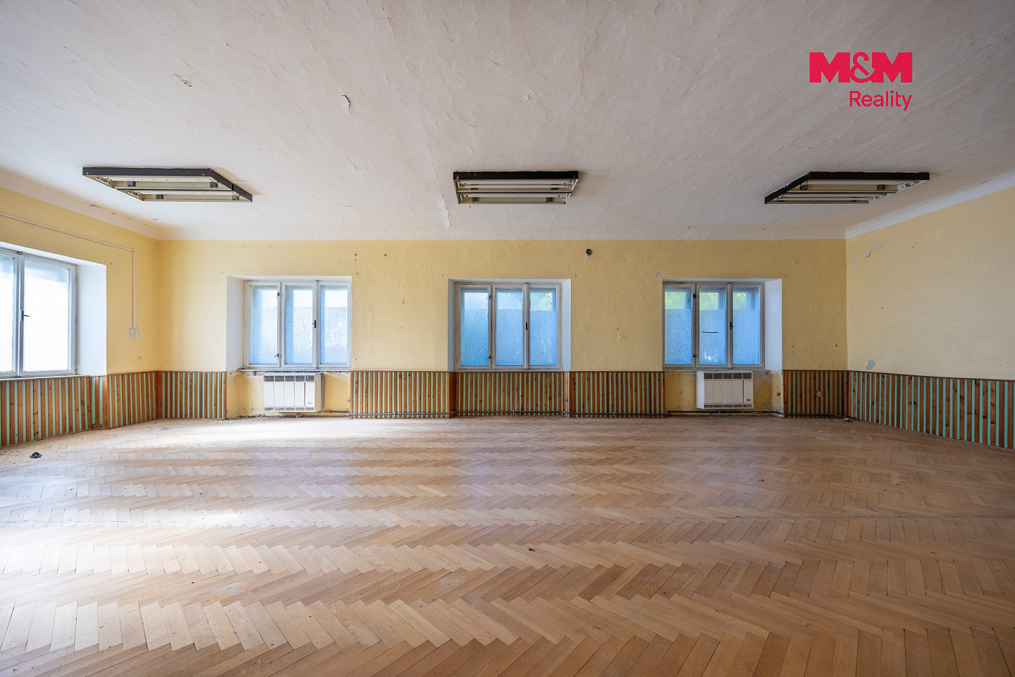 Prodej domu 342 m² s pozemkem 582 m² – fotografie 2