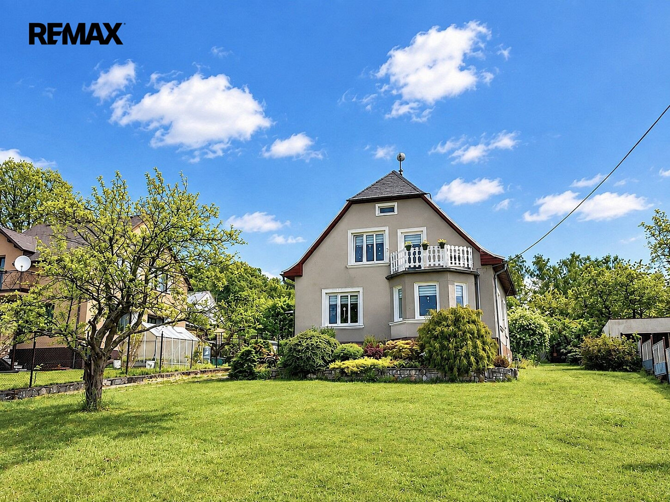 Prodej domu 197 m² s pozemkem 995 m²