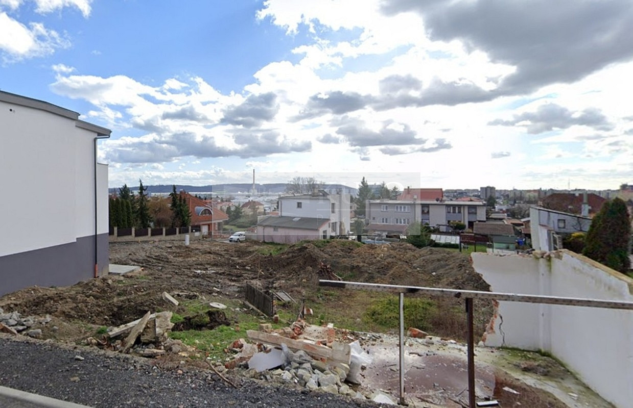Prodej stavebního pozemku 636 m² – fotografie 2