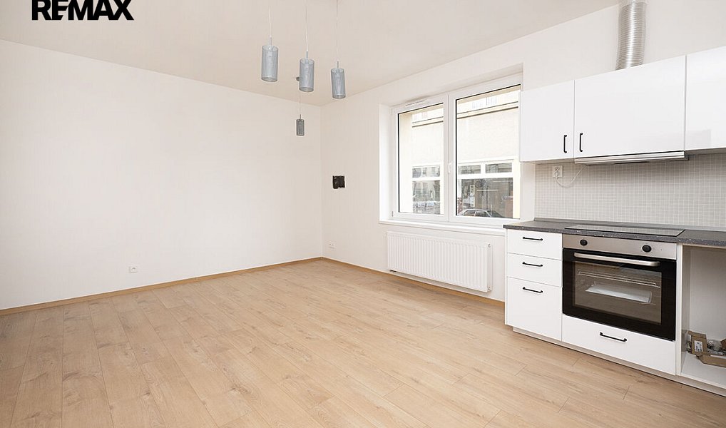 Pronájem bytu 3+kk 78 m², Strakonice – náhled fotky 17
