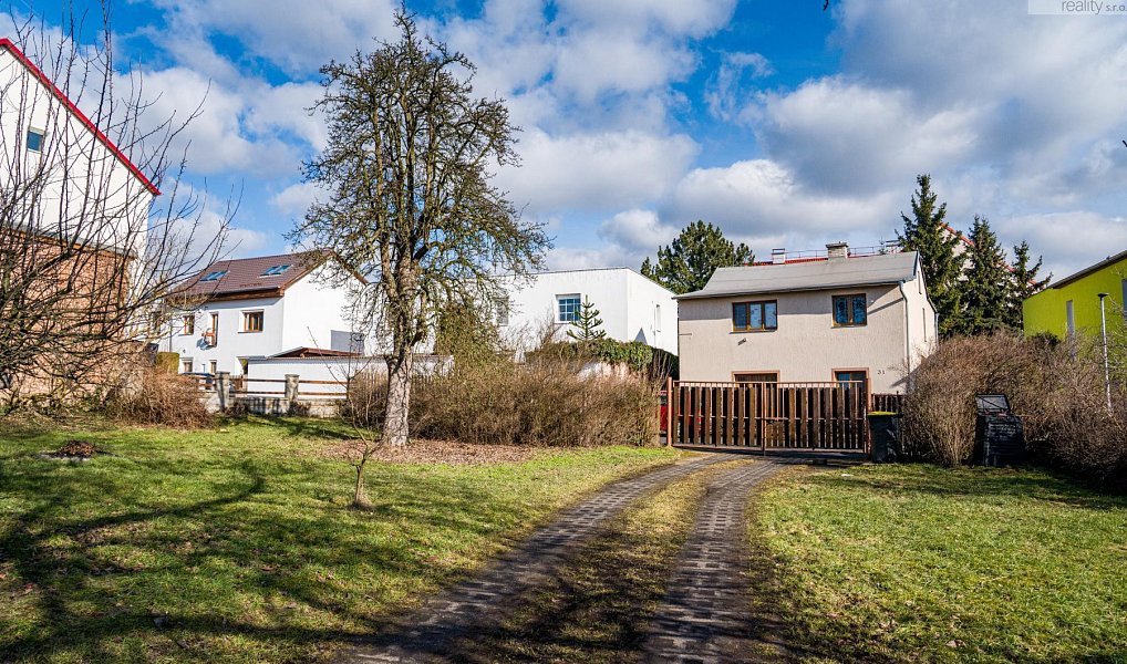 Prodej domu 291 m² s pozemkem 2 236 m², Dubí – náhled fotky 36