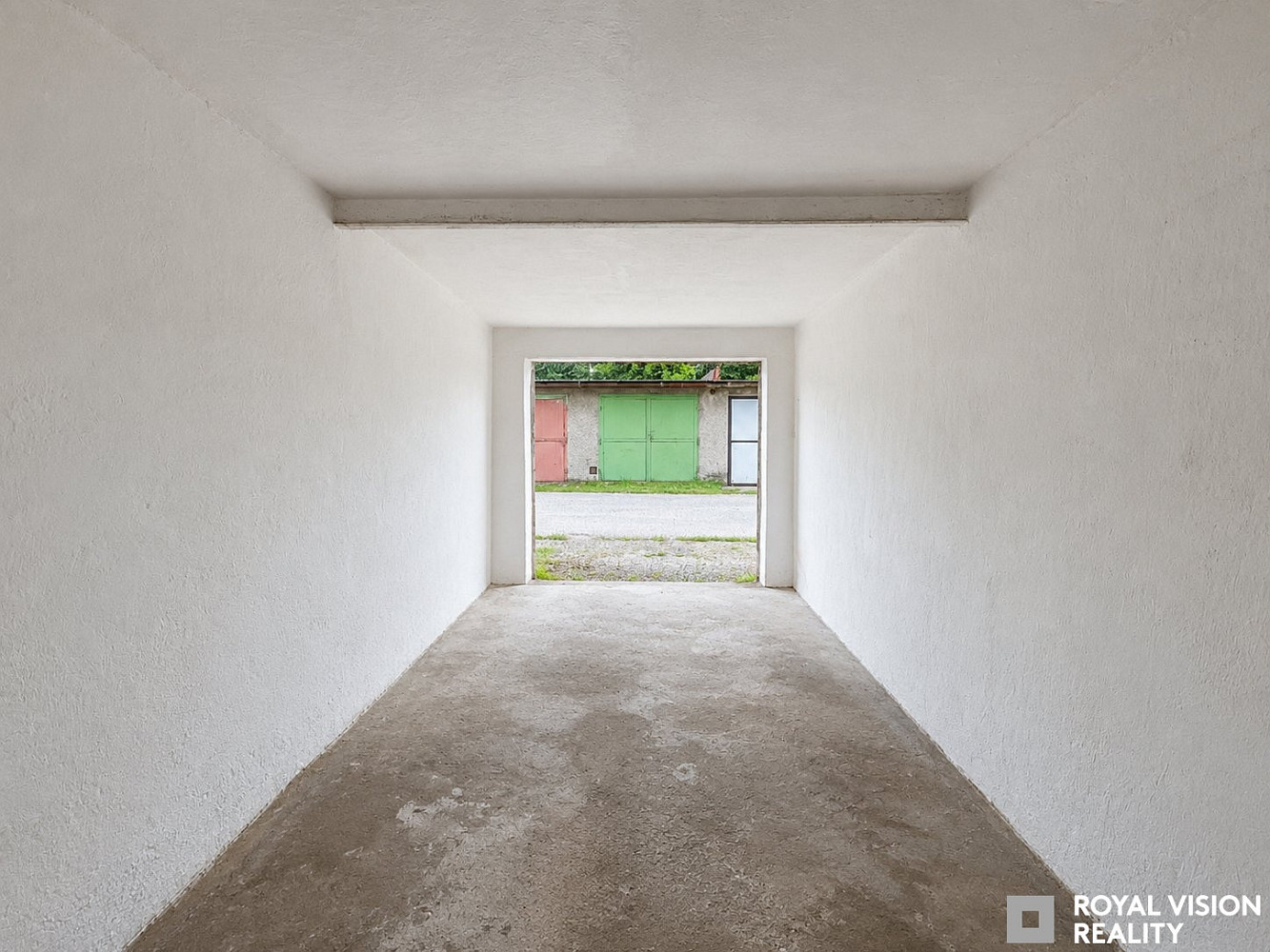 Prodej garáže 16 m2, ostrava-vítkovice, u cementárny — photo 4