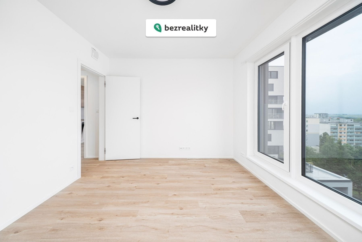 Prodej bytu 2+kk 54 m² — photo 2