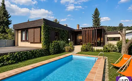 Pronájem domu 160 m² s pozemkem 600 m², Zahradní, Husinec - Řež, okres Praha-východ