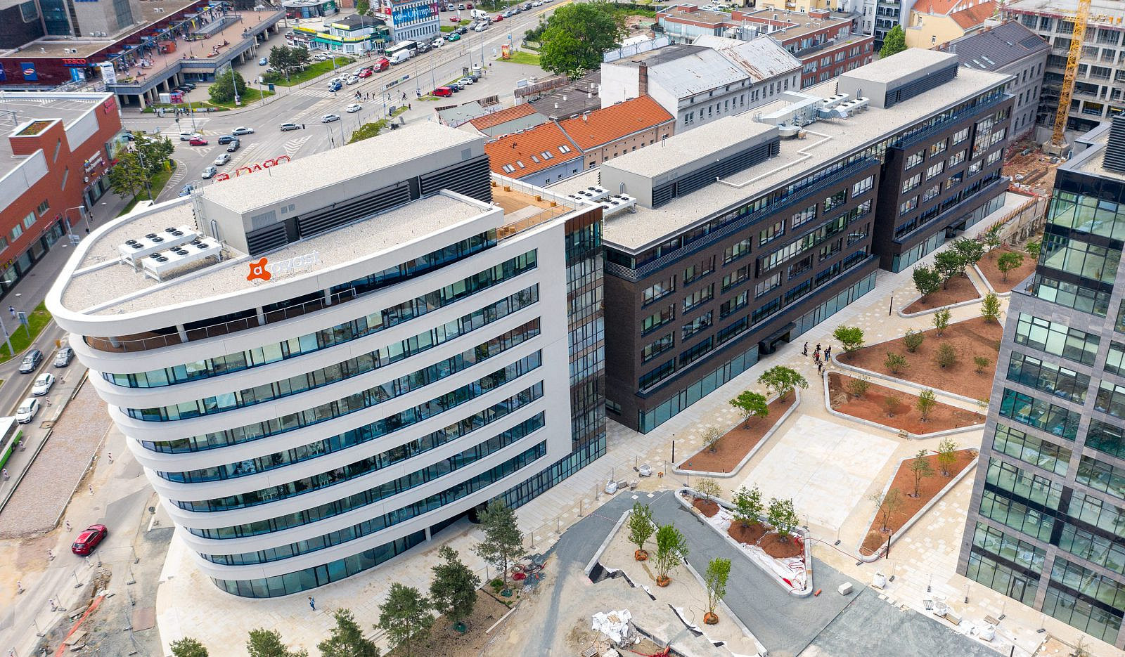 Pronájem kanceláře 699 m² – fotografie 5