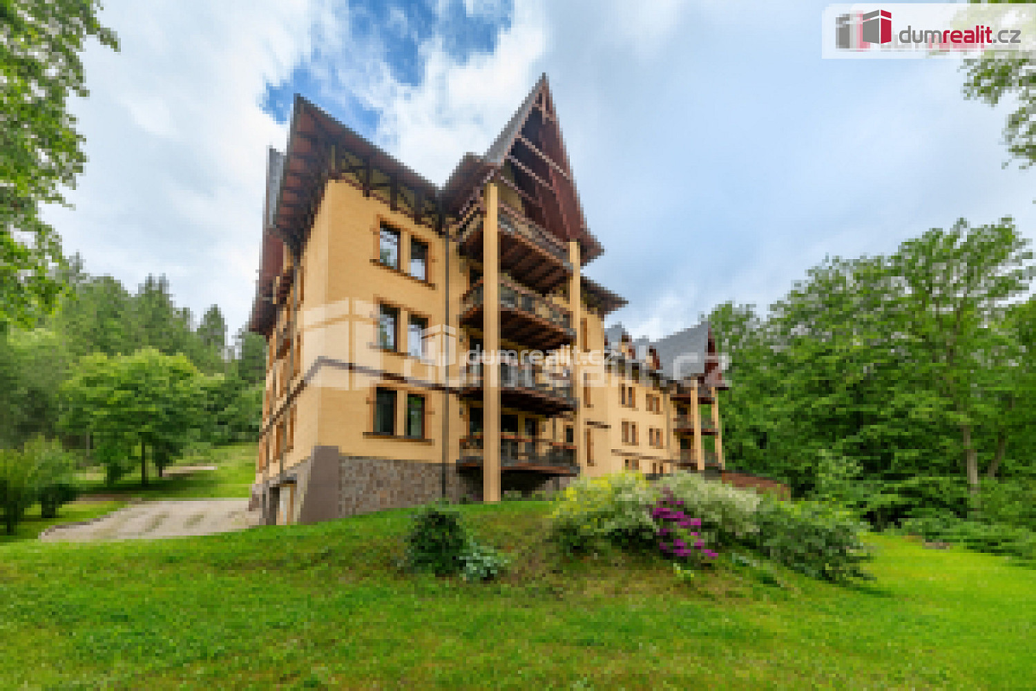 Prodej bytu 4+kk 136 m²