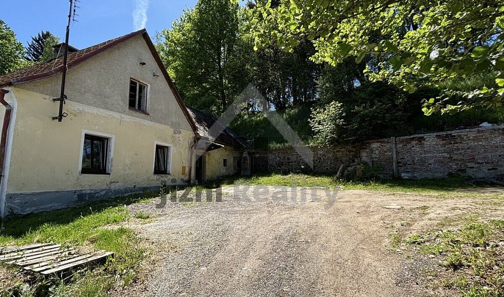 Prodej domu 180 m² s pozemkem 1 231 m², Vyšší Brod – náhled fotky 17