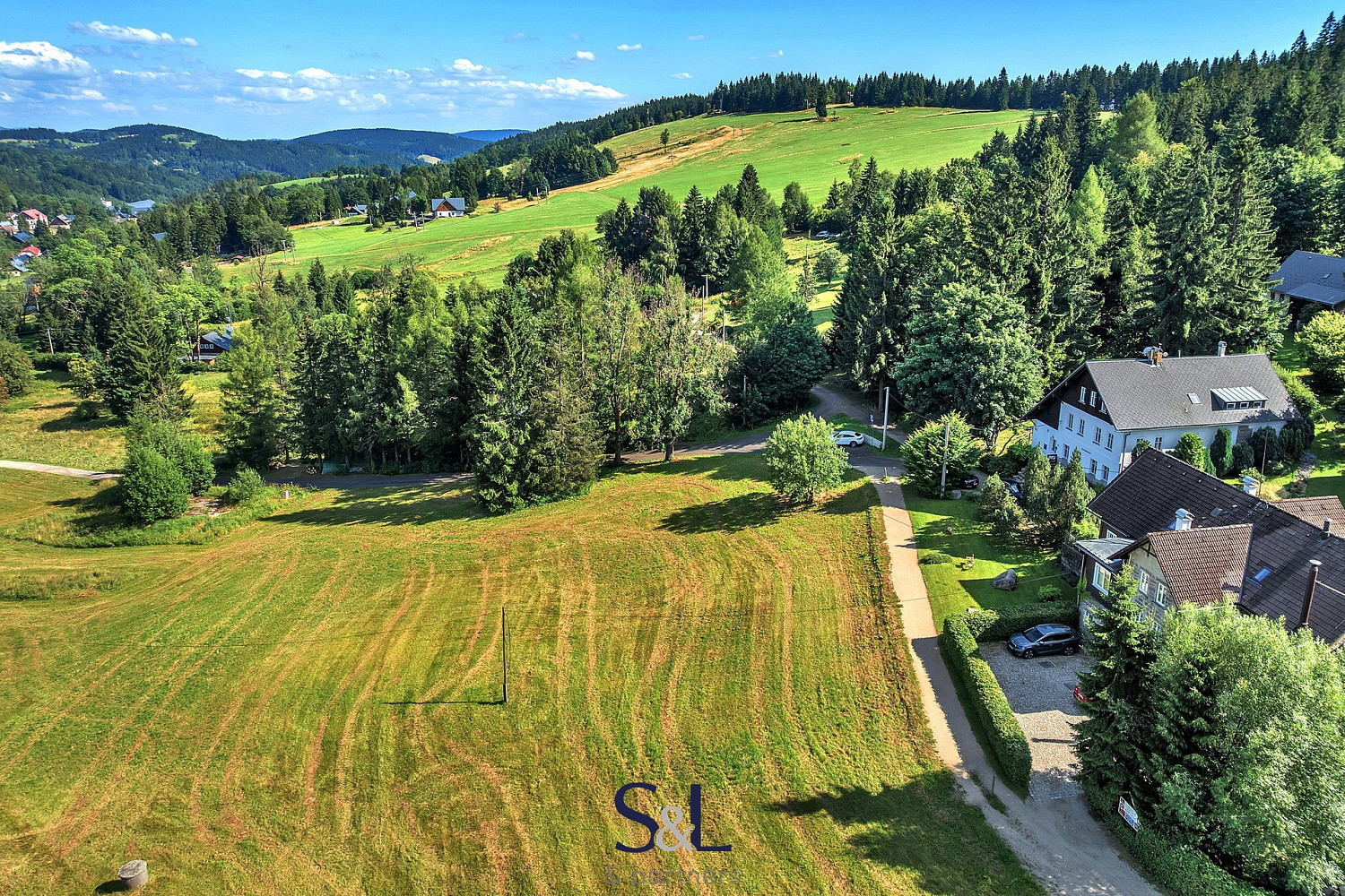 Prodej pozemku 2 564 m² – fotografie 4