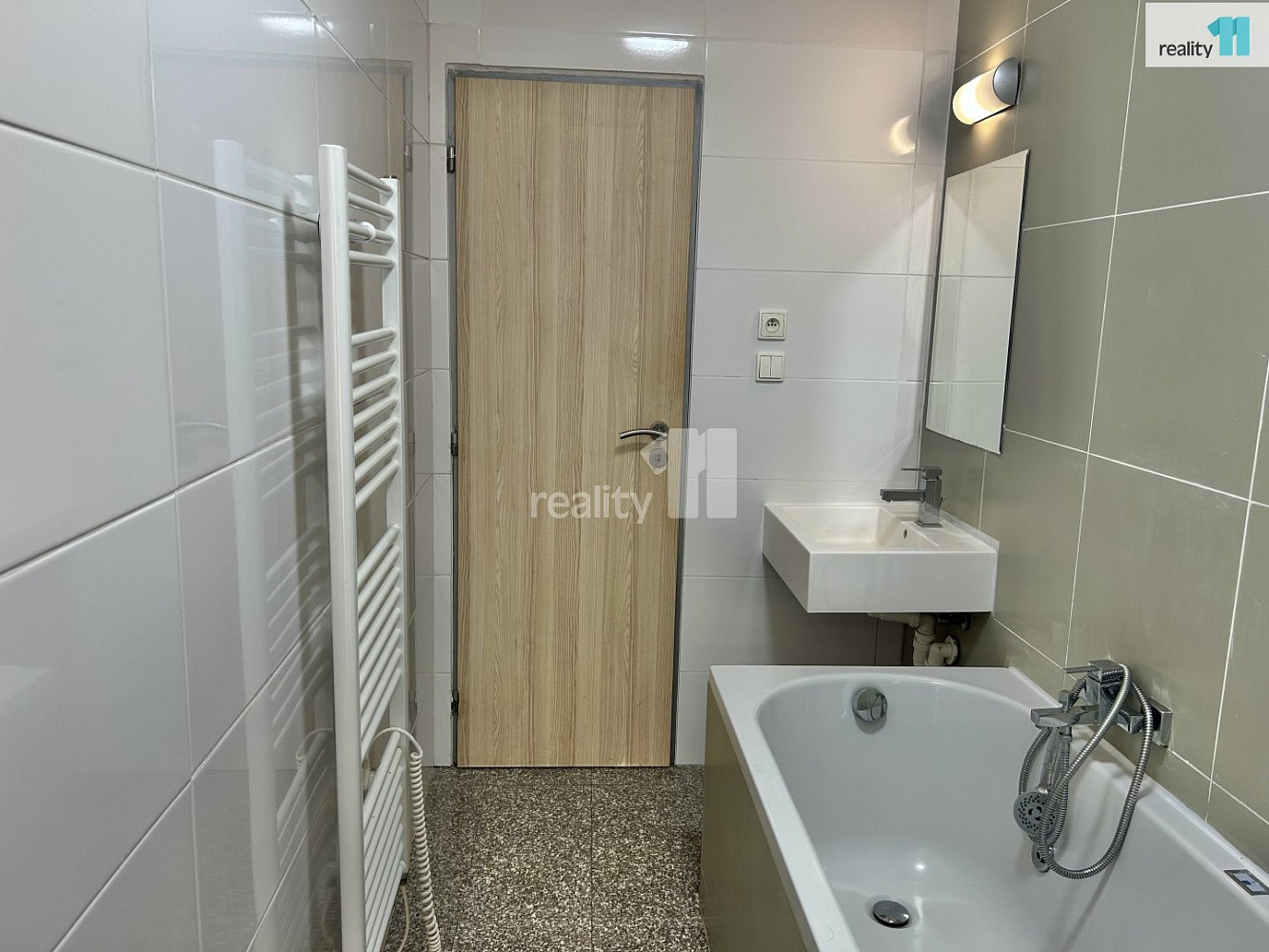 Pronájem bytu 3+kk 65 m² — photo 3