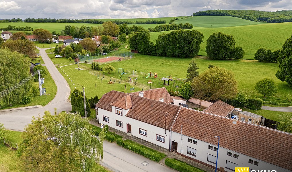 Prodej domu 180 m², Kojátky – náhled fotky 16