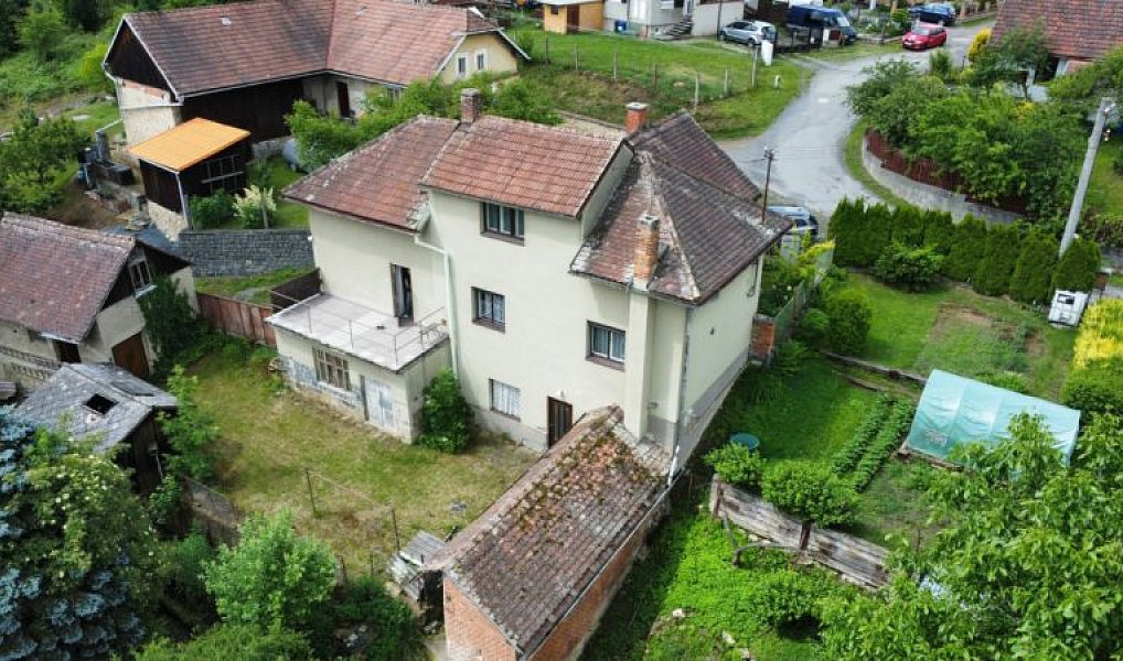 Prodej domu 150 m² s pozemkem 3 022 m², Hroubovice – náhled fotky 4